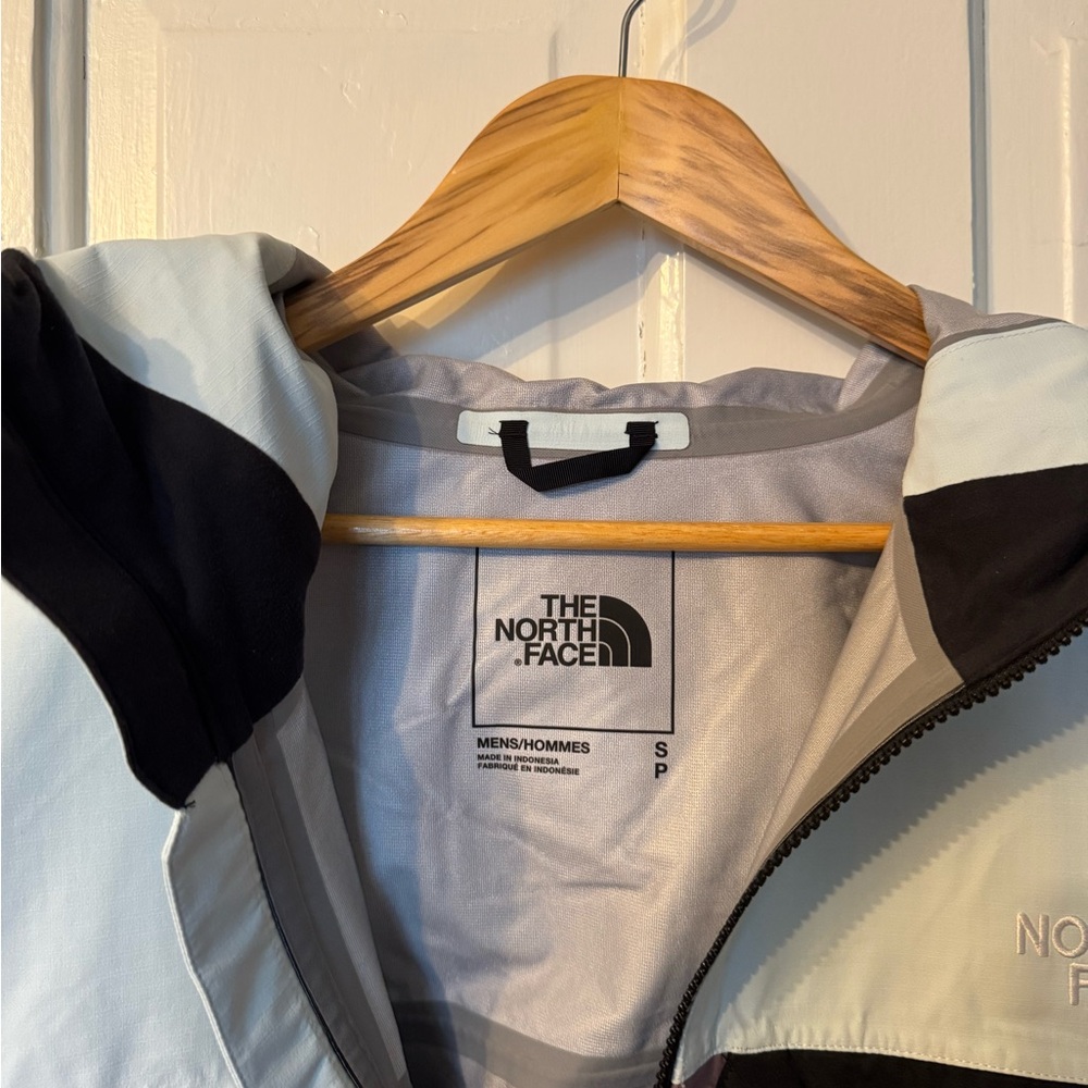 The North Face brand new with tags men’s ski jacket and bibs small - Picture 5 of 10
